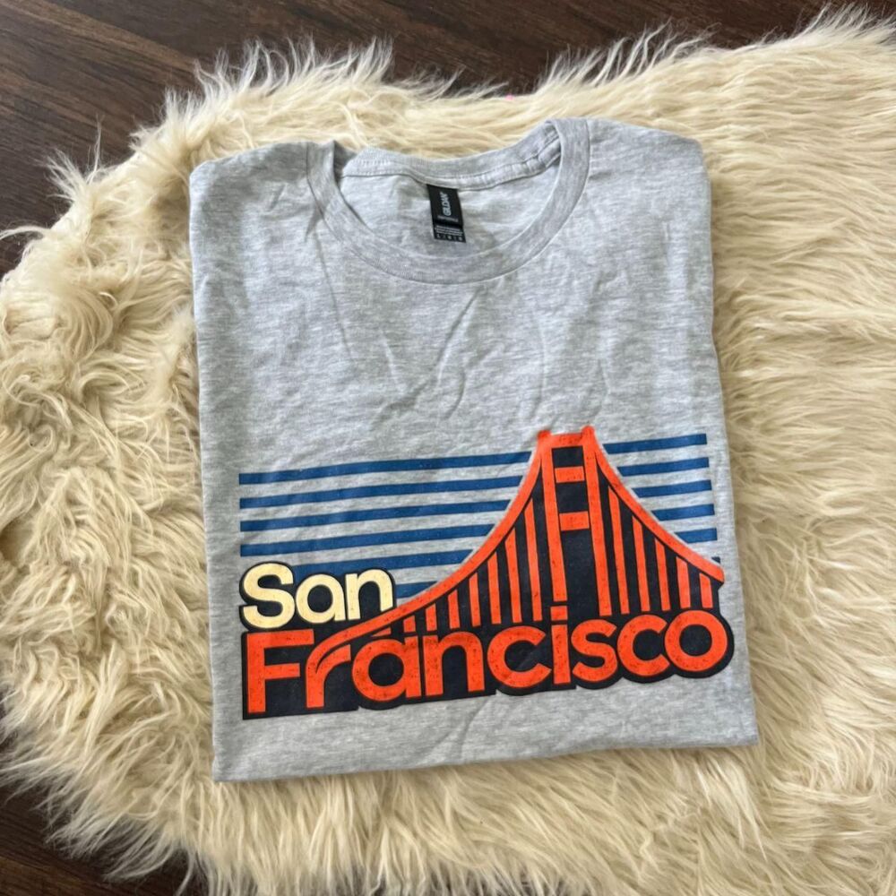 NWOT Heather Grey "San Francisco" Golden Gate Brigge Graphic Tee T-shirt Size L